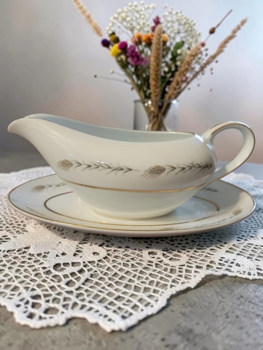 Vtg Grano Empress China Japan Gravy Boat & Underplate Wheat Gold Trim 1813